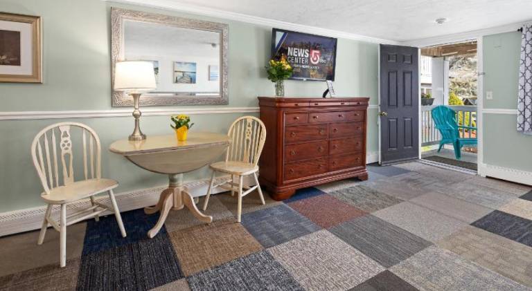 Ocean Inn on Nantasket Beach — photo 4