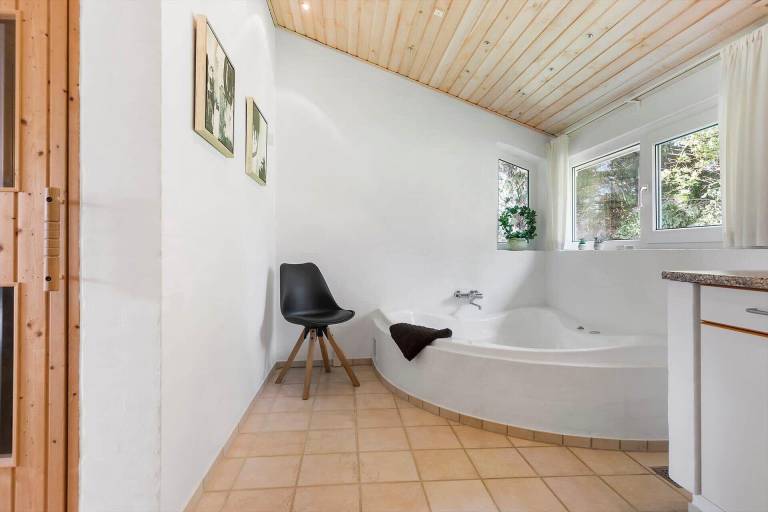 Fully equipped beautiful house with terrace, hot tub & barbeque | Pet-friendly — photo 3
