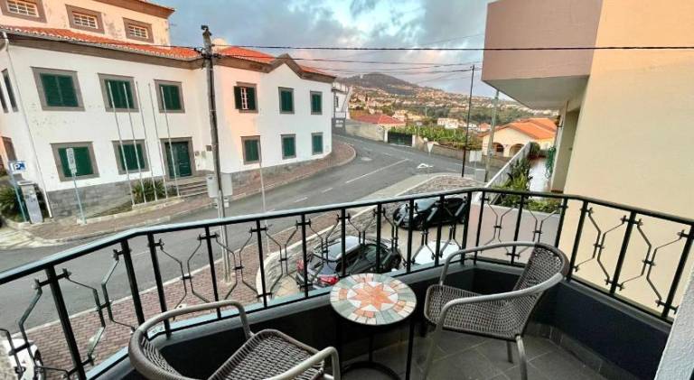 Lovely apartment with patio | Pets allowed in Calheta