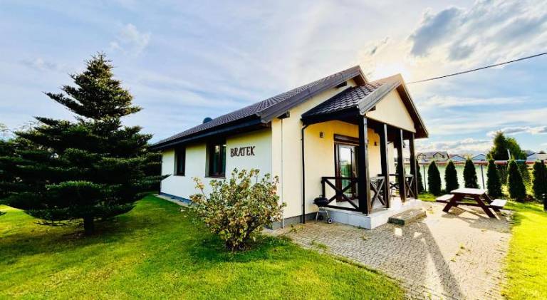 Rental apartment with BBQ, yard & patio | Dogs allowed in Ustron