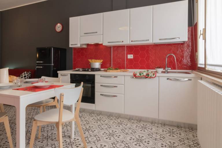 Family-friendly apartment with patio | Dogs allowed — photo 2