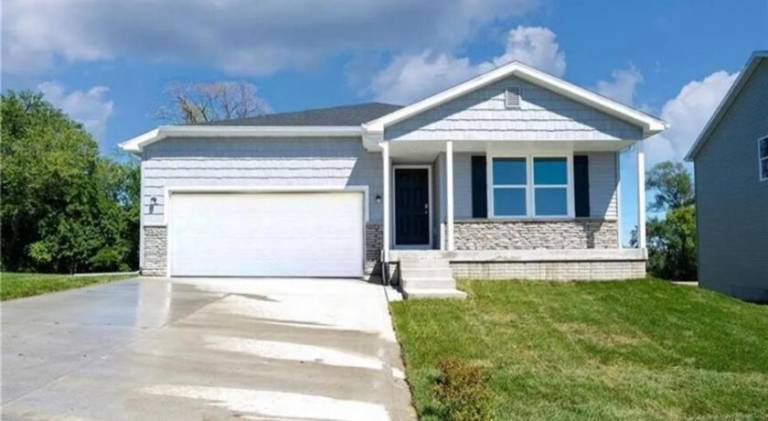 House with 4 rooms for 10 persons in Des Moines, IA