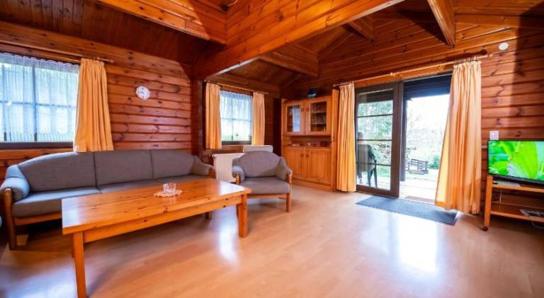 Chalet with 2 rooms for 4 persons — photo 2