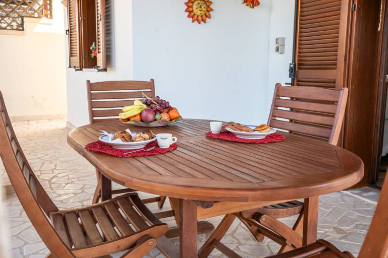 Villa with garden & grill | Pet-friendly — photo 5