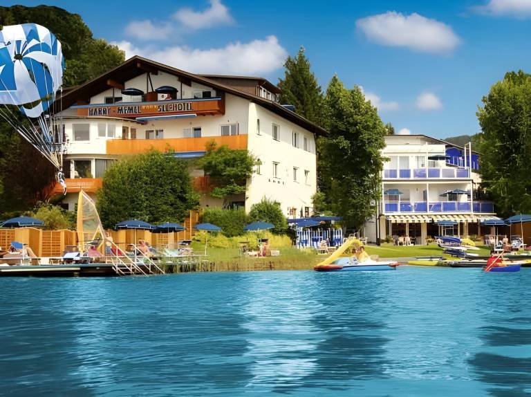 Barry Memle Directly at the Lake in Velden am Wörther See