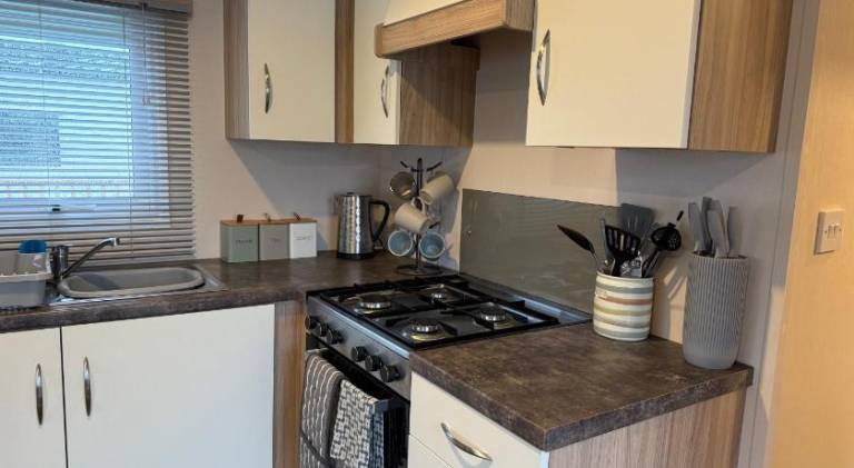 Riverside Haven — photo 4