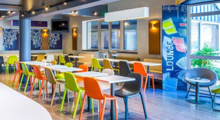 Ibis budget Aubagne Paluds Agora — photo 4