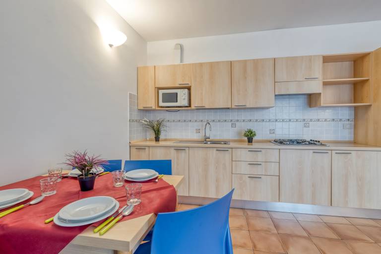 Holiday apartment with patio | Mountain view — photo 2