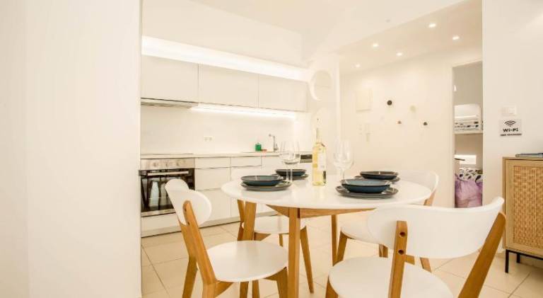 Holiday apartment with 2 rooms for 5 persons — photo 2