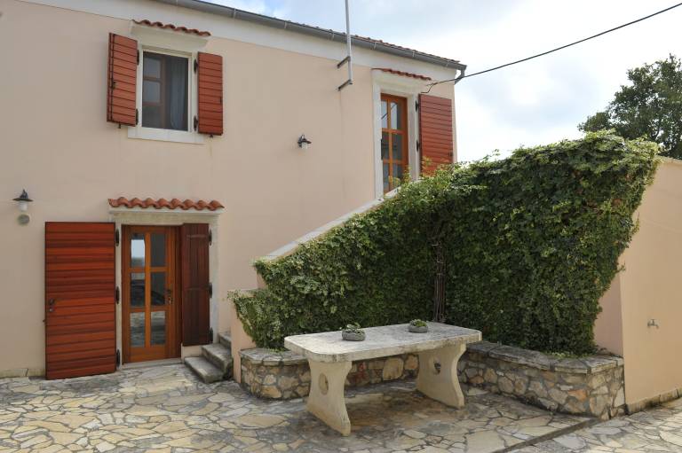 Pension  Dragove
