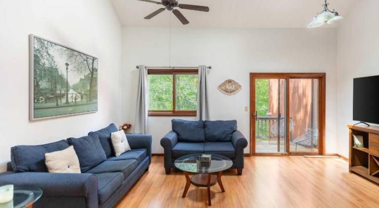 Cozy Loft Near Lake Trails and Mountain Views in Vernon, NJ