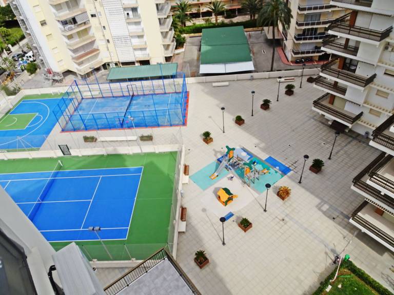 Holiday apartment with pool, yard & terrace — photo 3
