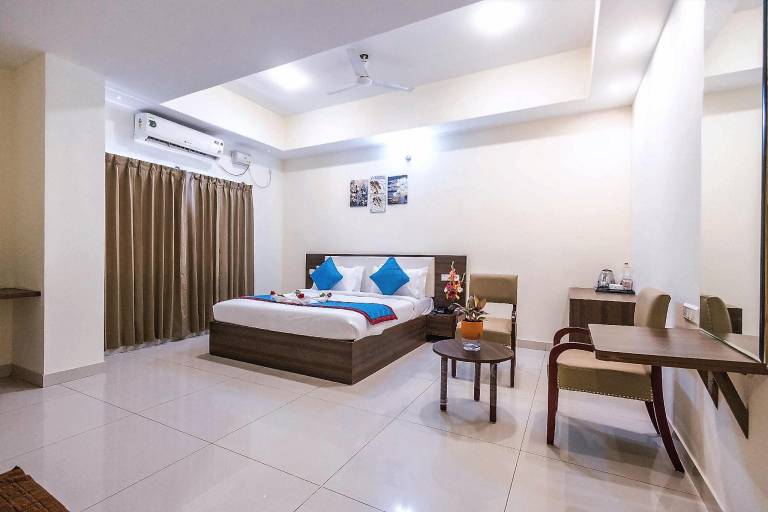Suraksha Stay Kundalahalli Hotel