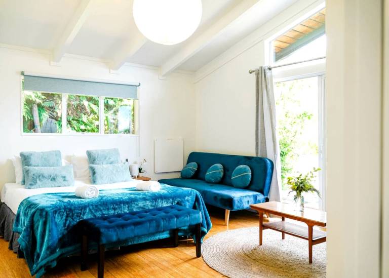 Lovely Queenstown Accommodation with Lake Views