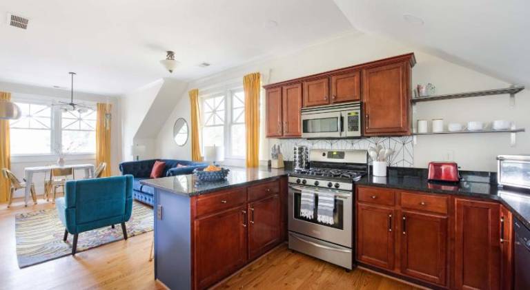 Lovely rental apartment | Perfect for remote work | Dogs allowed — photo 4