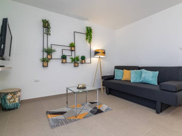 Wonderful holiday apartment with barbecue | Pets are welcome — photo 2