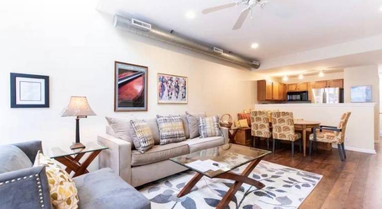 Vacation home | Pets allowed in Kent, IN