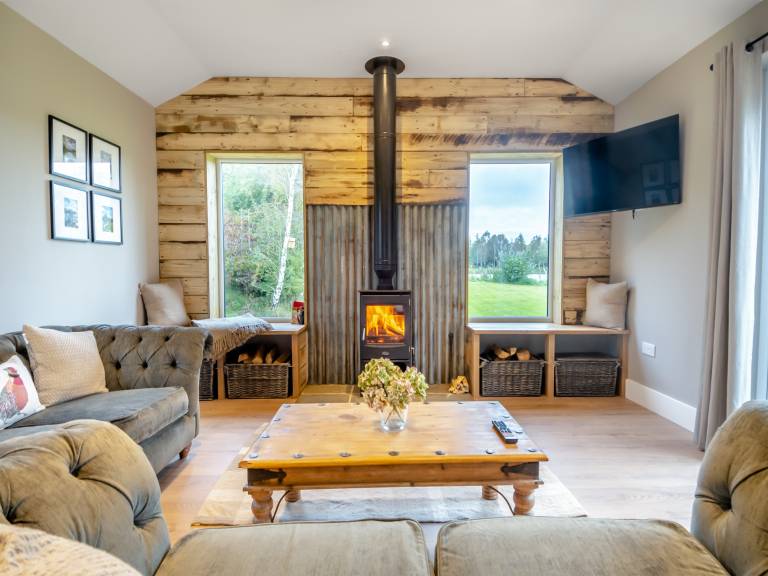 Cottage with garden | Water view — photo 3