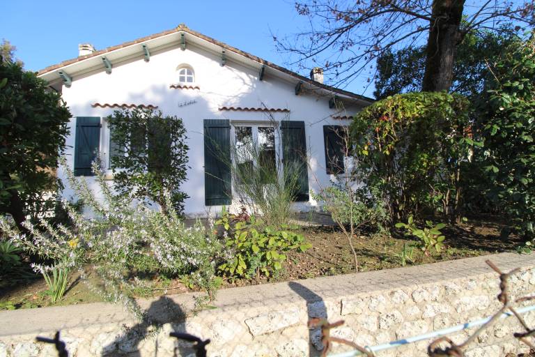 Nice house with garden, barbecue & terrace | Next to the beach | Pets allowed in Royan