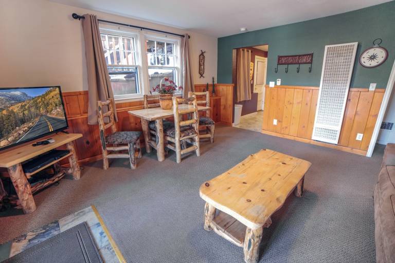 Family-oriented lovely holiday apartment with private pool | Pets allowed — photo 4
