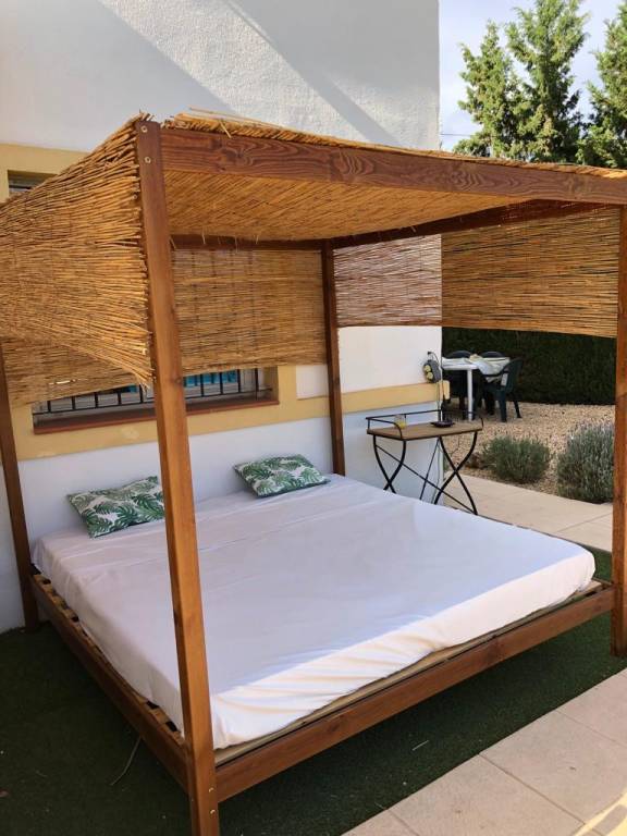Fully equipped villa with private pool, barbecue & yard | Pets allowed — photo 2