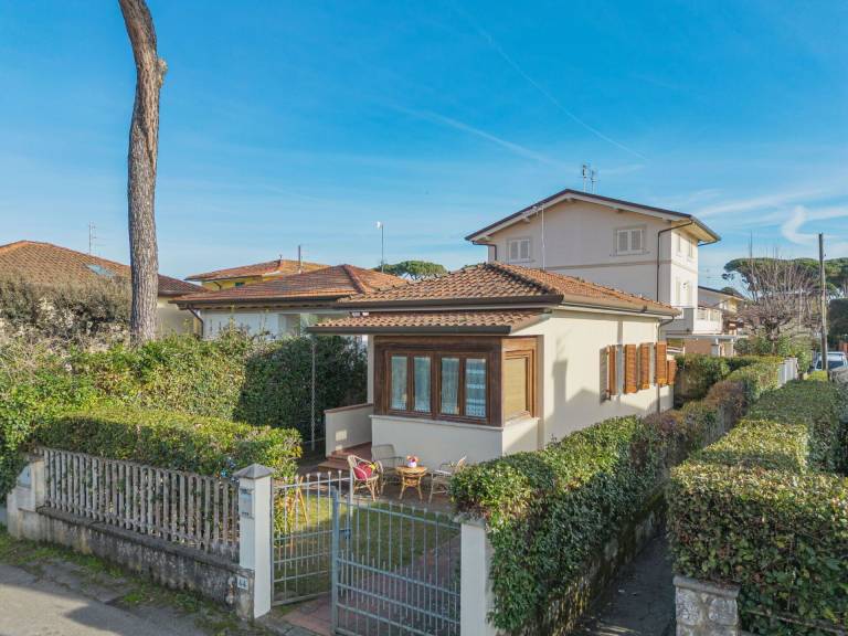 Villa  Marina di Pietrasanta
