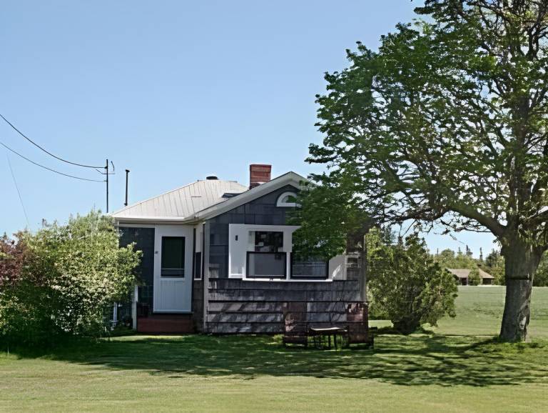 Shaw s Hotel & Cottages