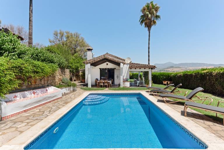 Villa Caty: Country house with mountain views, pool, and Wi-Fi — photo 2