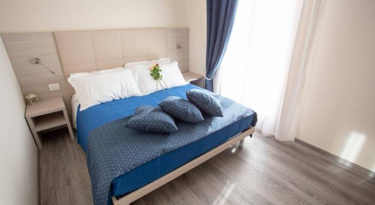 HOME HOTEL — photo 2