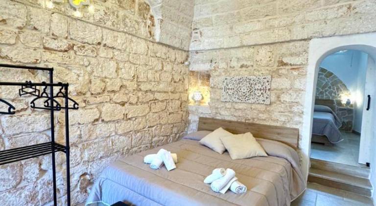 Villa with jacuzzi & pool | Pets are welcome — photo 2