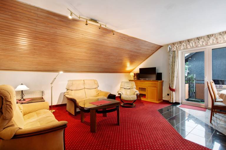Family-friendly pleasant apartment with sauna, pool & fast internet | Mountain view | Next to the ski | Dogs allowed — photo 3