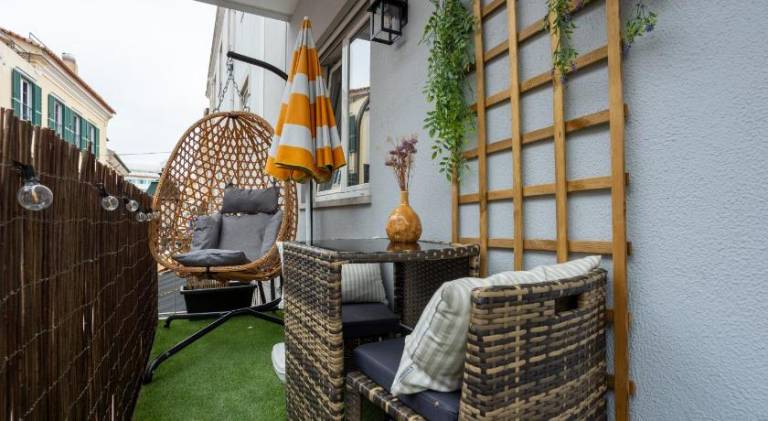 Fully equipped ample rental apartment with patio | Close to the beach | Pets allowed — photo 5