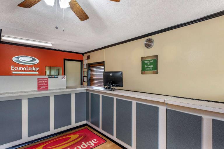 Econo Lodge Erlanger - Cincinnati Airport — photo 3