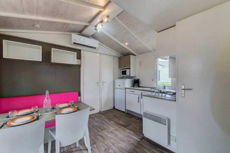 Camping 2 Beaches & Ocean - Mobile home Comfort 2 bdr. 4/6 pers. Small Decking — photo 4