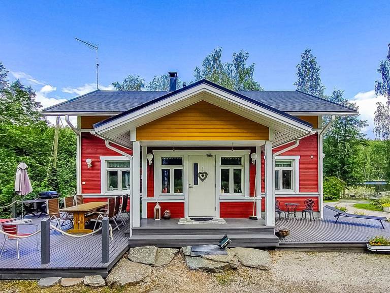 Spacious vacation home with sauna | Nature view | Pets are welcome in Pori