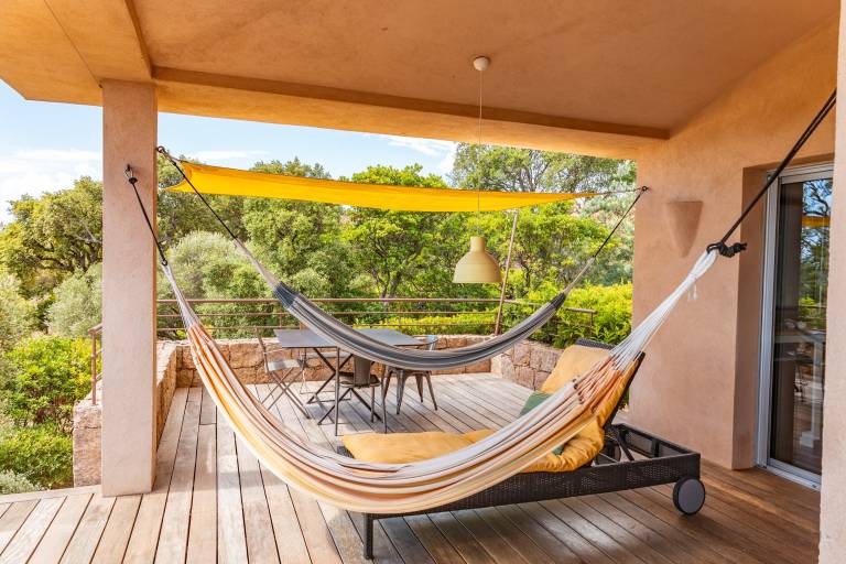 Family-friendly villa with barbecue, private pool & yard | Sea view | Close to the beach | Pets are welcome — photo 4