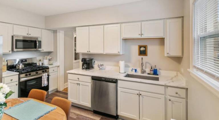 Ample rental apartment | Suitable for remote work | Dogs allowed — photo 4