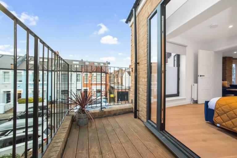 Apartment  Roehampton