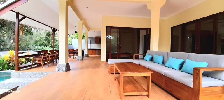 Villa with terrace, yard & private pool — photo 2