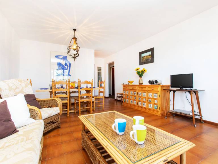 Holiday apartment with garden & terrace | Sea view — photo 3