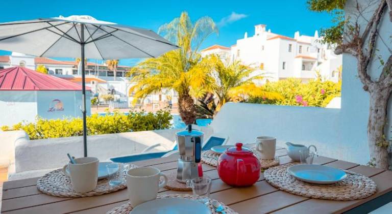 Apartment with patio, private pool & garden in Santa Cruz de Tenerife