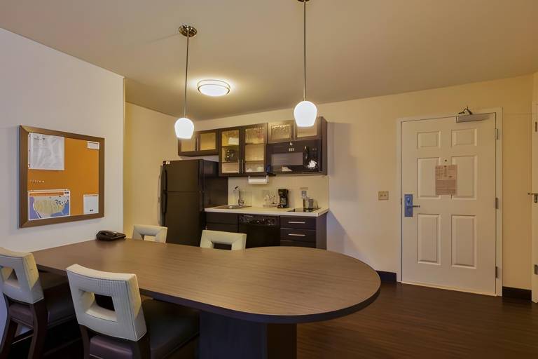 Candlewood Suites Tucson By IHG — photo 3