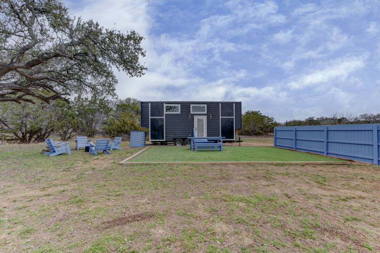 Tiny Islands Resort- Canary in Blanco, TX