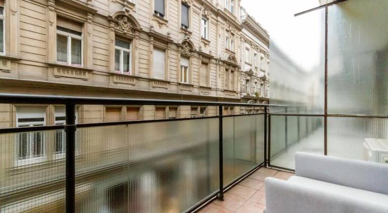 Holiday apartment | Next to St. Stephen's Basilica — photo 3