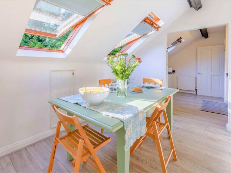 Lovely cottage with yard | Pet-friendly — photo 4