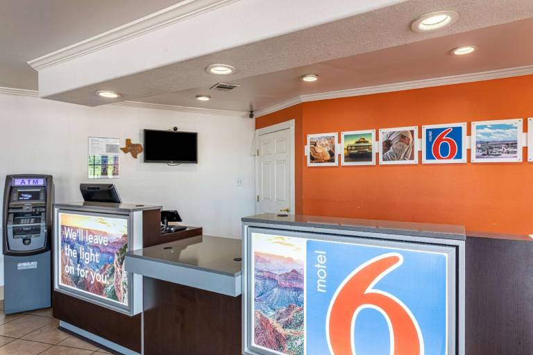 Motel 6 Georgetown, TX — photo 5