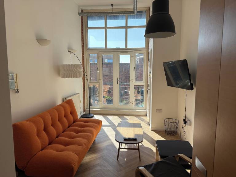 Condo Leicester