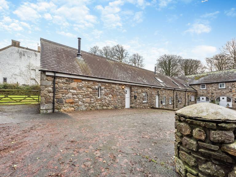 Cottage  Simpson Cross
