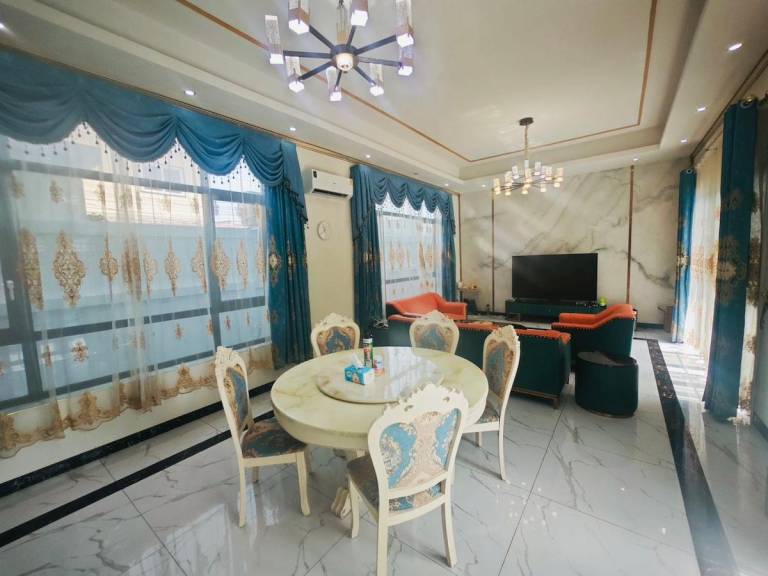 Villa with 5 rooms for 12 persons — photo 5