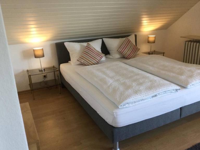 Bed & Breakfast  Mehring